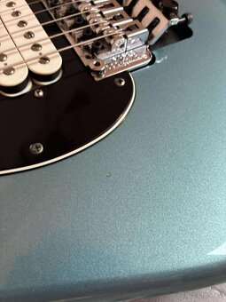 Fender Player Stratocaster Floyd Rose HSS - 5