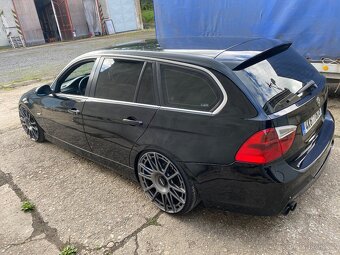 BMW e91 330D 170kw - 5