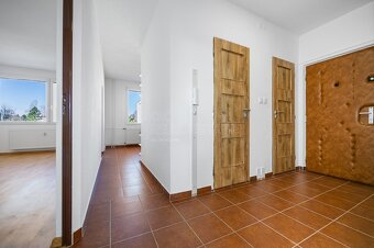 Prodej bytu 3+1, 80 m² - Planá - 5