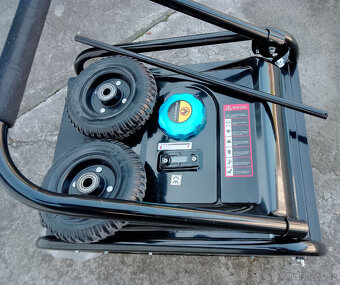 Prodám elektrocentrálu LENGBERS LBR4960V - 5