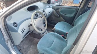 Toyota Yaris 1.3 VVT-i, 63 kW, r. 2001 - 5