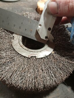 Vybavení do dílny - 5