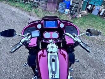 Harley-Davidson Road Glide Ultra CVO (2016) - 5