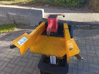 Štípačka na dřevo - 5