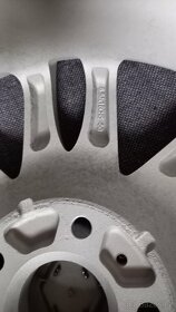 Hlinikové disky kol Renault 16" - 5