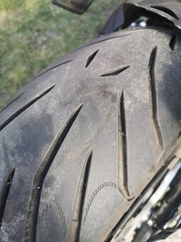 Benelli 752S, najeto 475km Zánovní motocykl. - 5