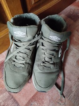 Kotníkové boty botasky Umbro - 5