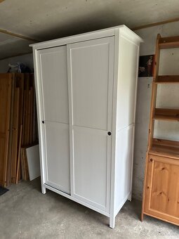 Ikea Hemnes velká skříň masiv bílé mořidlo - 5