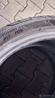 Prodám 2 x letní pneu Goodyear 235/35/19 - 5