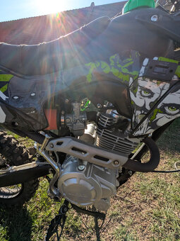 Pitbike Ultimate Scorpion 250 cc 19x16 - 5