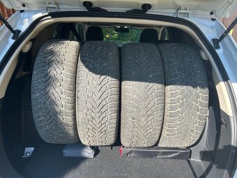 Mitsubishi Outlander III 2,0i 110kW 4x4 r.v.2019 7míst - 5
