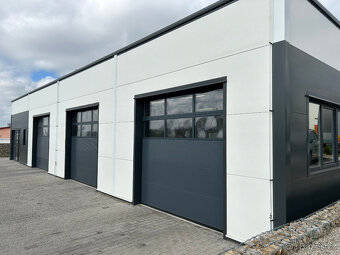 Stavební komerční pozemek 3000m2, novostavba haly u Brna D1 - 5