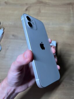 iPhone 12, 64 GB, top stav - 5