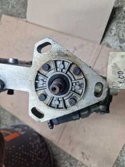 Vstřikovaci čerpadlo zetor 12045 - 5