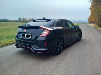 Honda Civic 1.5i VTEC Sport Plus 134 kW Manuál - 5