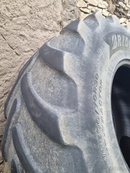 Pneu 650/85 R38 600/70 R30 - 5