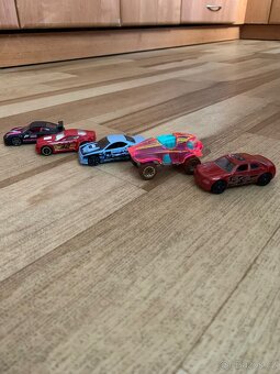 HotWheels auta - 5