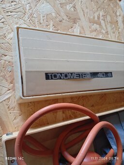 Retro tlakoměr - 5