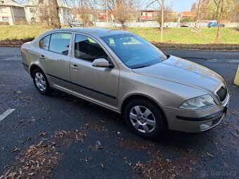 Škoda Octavia II liftback 1,9TDi 77Kw CZ  1.majitel - 5