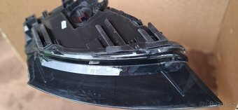 Predni svetla audiQ5 2014 - 5