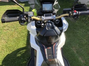 Honda x-adv 750 - 5