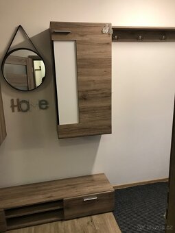 Předsíňová stěna - 5