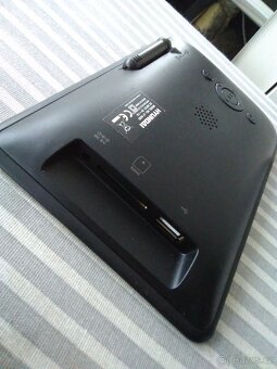 Zánovní fotorámeček Hyundai s adaptérem ale nefunkční. - 5