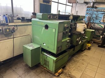 Soustruh TOS Trenčín SUI 50 - 5