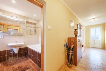 Prodej rodinného domu 4+kk, 130 m² - Holubice, okres Vyškov - 5