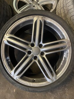 Pompei Audi a6 c6 - 5