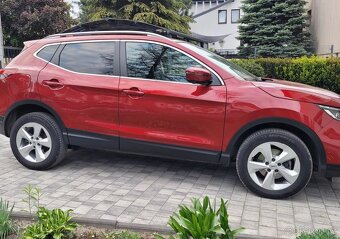 Nissan Qashqai 1.3 DIG-T Tekna 140K 4x4 - 5