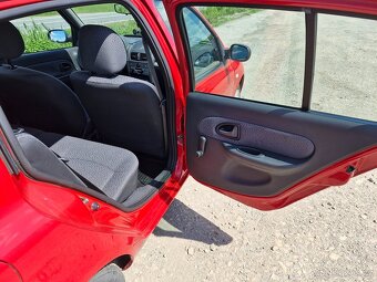 Renault Clio II - 5