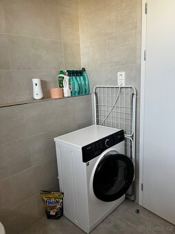 Pronájem bytu 1KK (42m2 + velký balkón 8m2) - 5