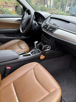 BMW X1, 20d xDrive, tažné, panorama, kůže - 5