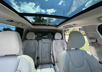 Volvo XC90 - 5