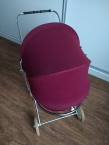 Retro kočárek pro panenku zn. TDV Duchcov - 5