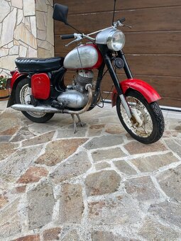 Jawa 250 - 5