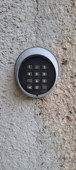 Pronajmu GARÁŽ LUXUS _ pozemek 59m2 _ nabíjení elektro auta - 5