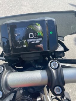 Yamaha MT09 - 5