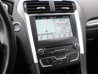 prodám Mondeo MK5 hatchback - 5