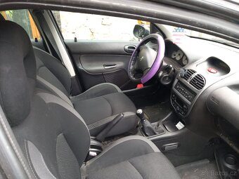 Peugeot - 5