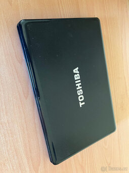 Toshiba Satellite A660 - 5
