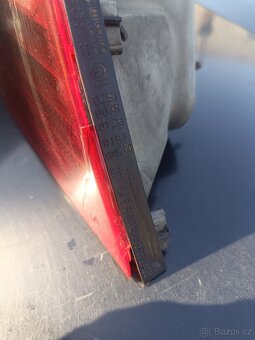 Mercedes-Benz E W211 sedan před facelift zadní světla - 5