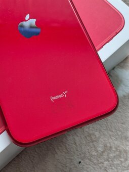 iPhone 11 64gb Red stav baterie 100% - 5
