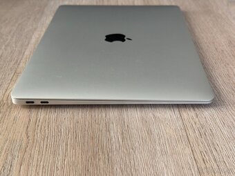 MacBook Air 13" i5 2018 | 8GB RAM | 128GB - 5