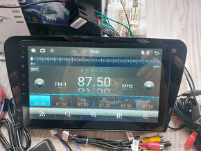 AUTORADIO 2GB+32GB WIFI OCTAVIA 3 ANDROID 15 LCD 10 - 5