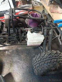 Savage x 1:8 - 5