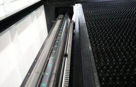 Vláknový laserový pálící stroj TVARcut LF3015GA - 5