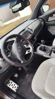 Kia Sportage 2.0 CRDI AWD - 5
