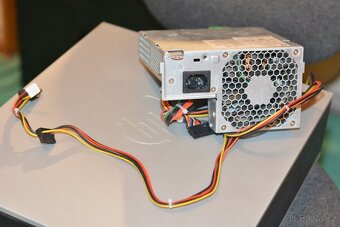 HP Compaq dc7800 + rezervní zdroj navíc - 5
